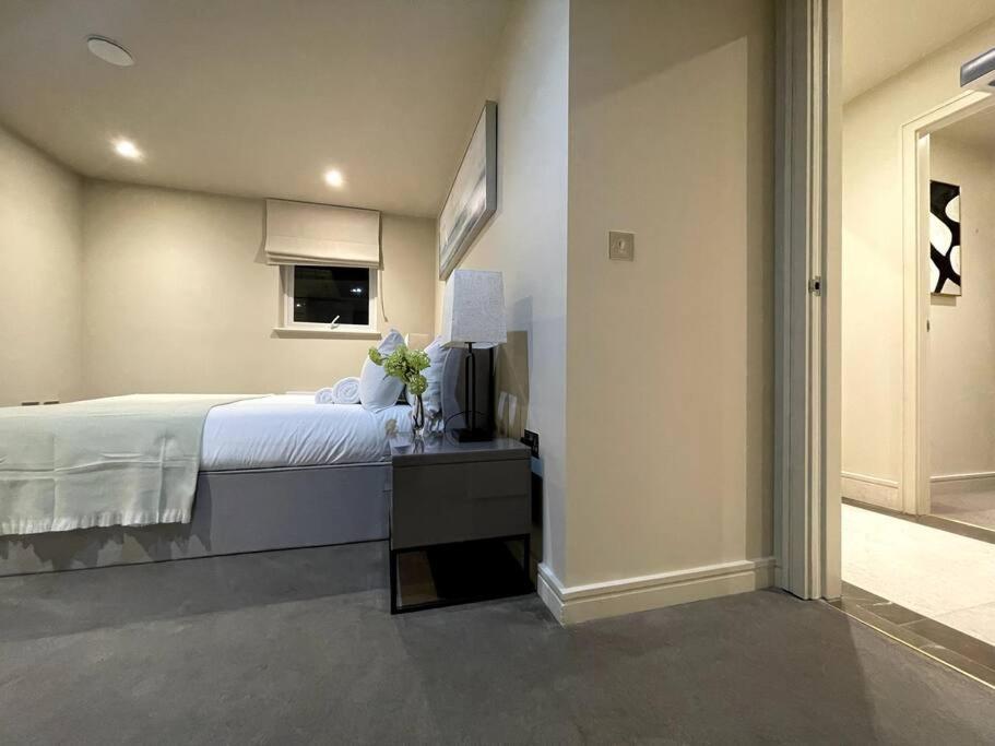 Appartement 2Br Urban Vista Retreat Chcl F7 à Chigwell Extérieur photo
